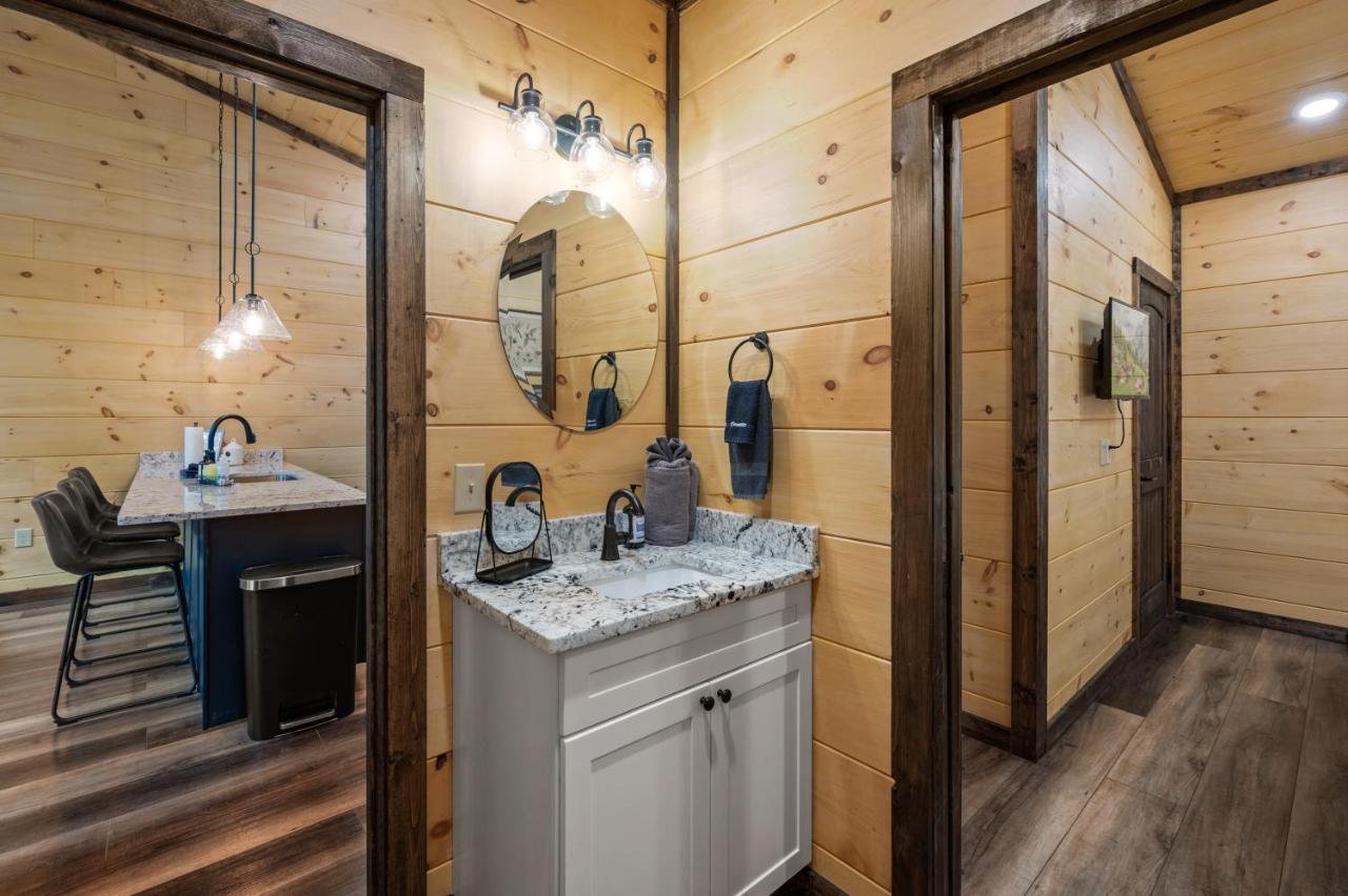 New Cozy Mountain Cabin Hot Tub Near Downtown Gatlinburg Exterior foto