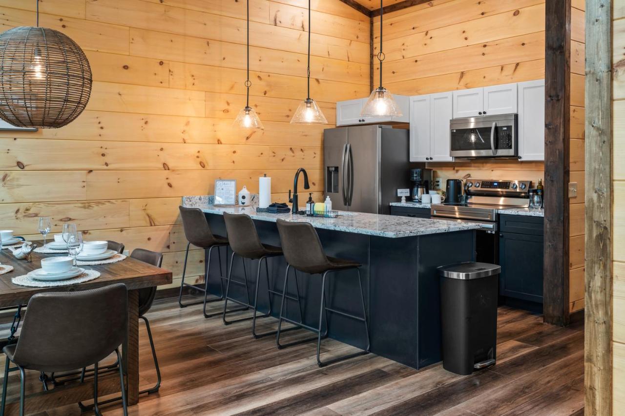 New Cozy Mountain Cabin Hot Tub Near Downtown Gatlinburg Exterior foto